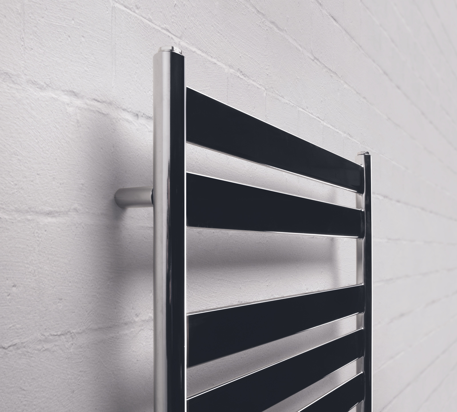 Focus Zeta Decorative radiator Side view