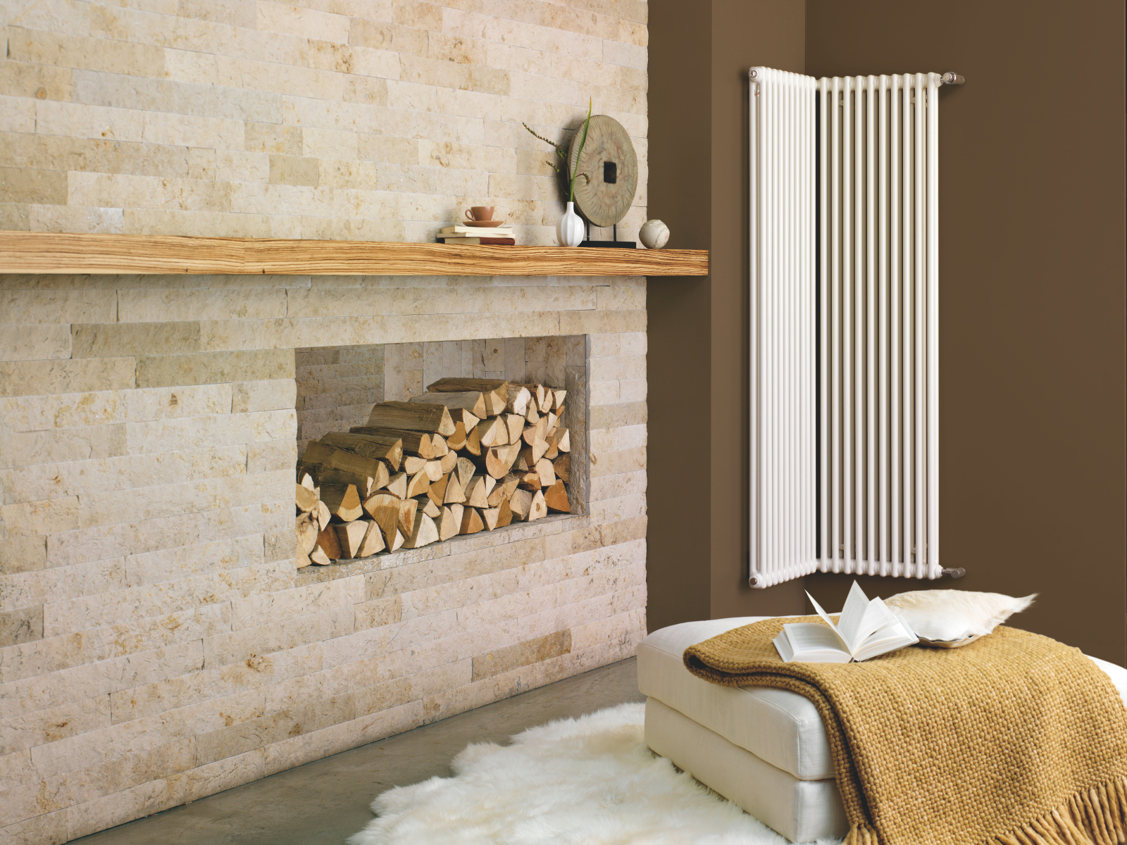Zehnder_RAD_Charleston_connection_bottom_right_angeled_cream_living Rendering Zehnder Charleston Decorative radiator Front view